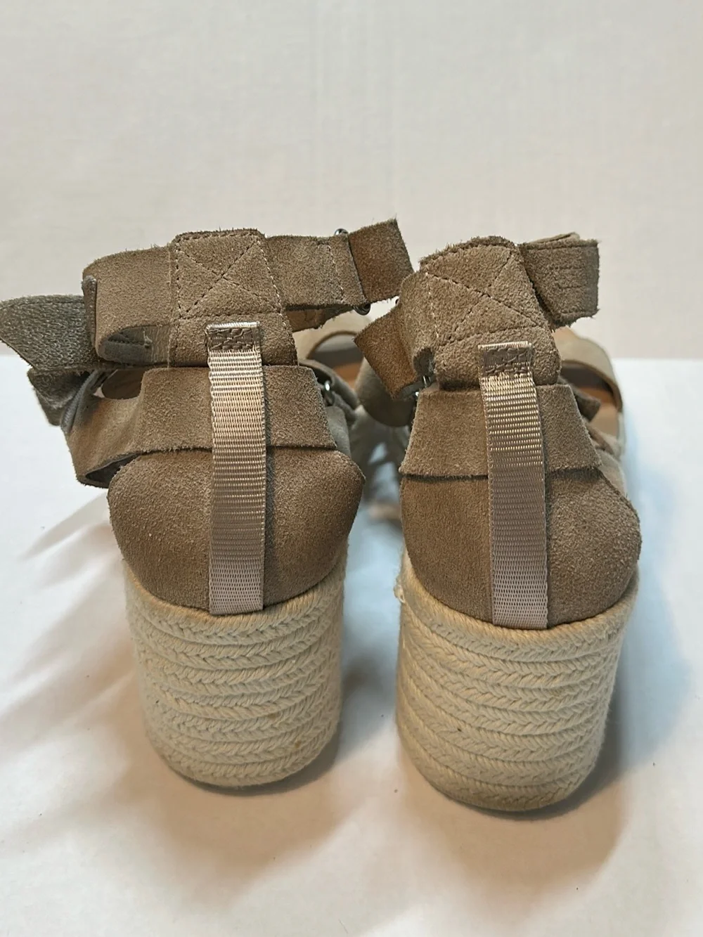 Sorel Women’s Suede Wrap Wedge Sandals in Taupe size 10
